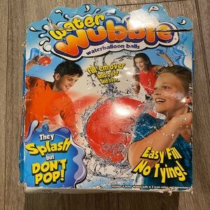 NEW Water Wubble Waterballoon Balls